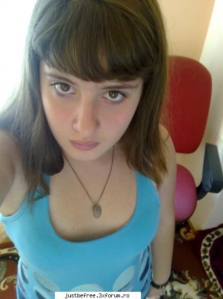 Emma - Buna tuturor! Numele meu este Emmanuelle, dar imi - About me