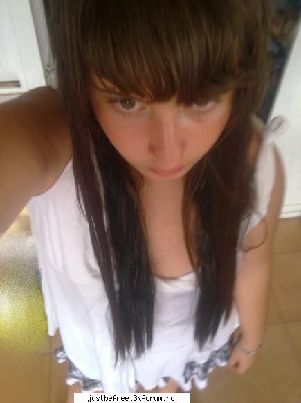 Emma - Pun si eu poze cu mine.Nu am poze recente - Pictures