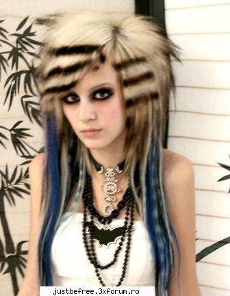 Kiki Kannibal - Emma - Scene Queens