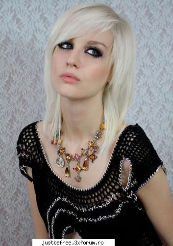 Kiki Kannibal - Emma - Scene Queens