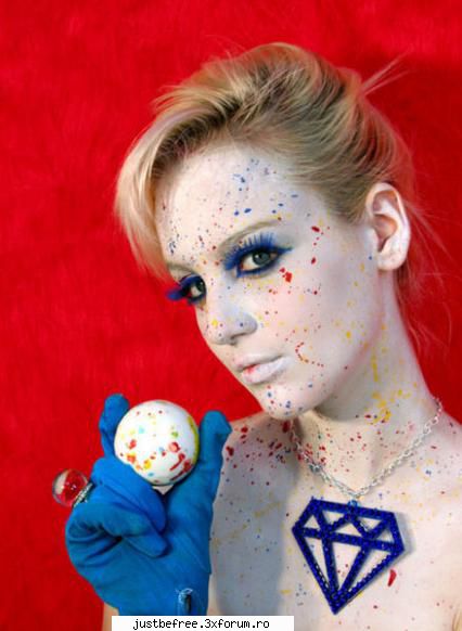 Kiki Kannibal - Emma - Scene Queens