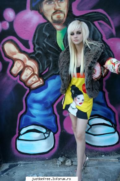 Kiki Kannibal - Emma - Scene Queens