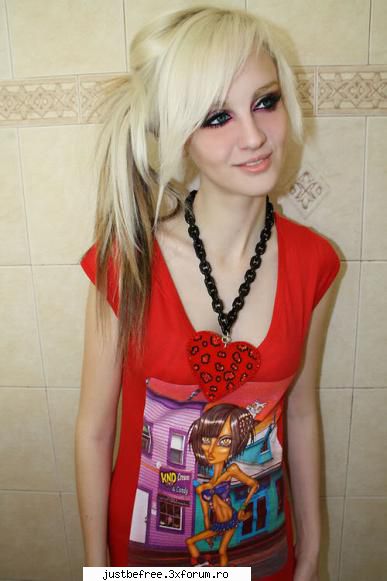 Kiki Kannibal - Emma - Scene Queens