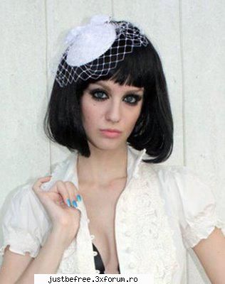 Kiki Kannibal - Emma - Scene Queens