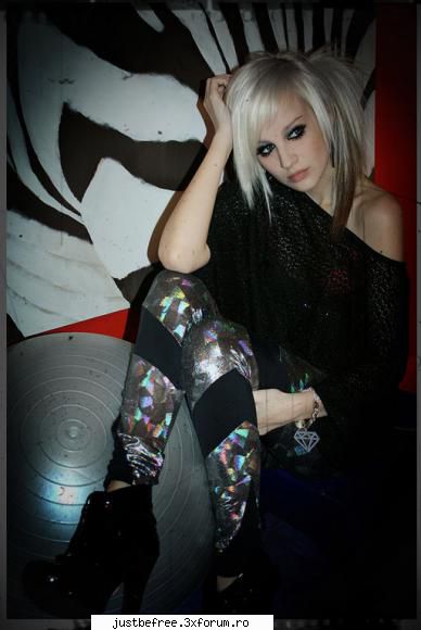 Kiki Kannibal - Emma - Scene Queens