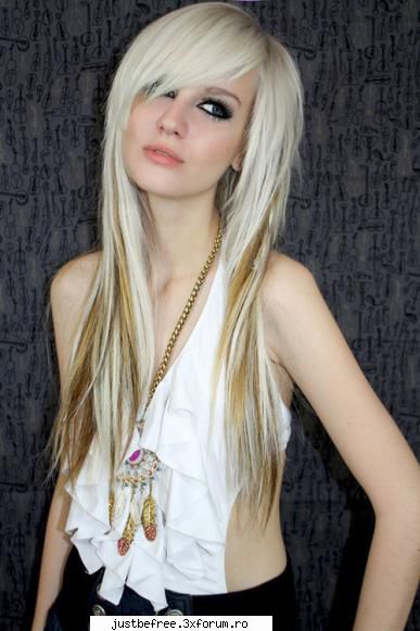 Kiki Kannibal - Emma - Scene Queens