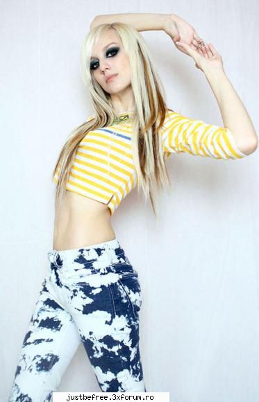 Kiki Kannibal - Emma - Scene Queens