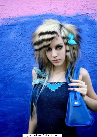 Kiki Kannibal - Emma - Scene Queens