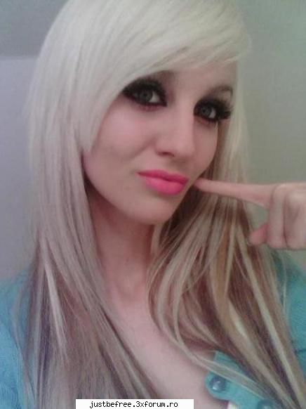 Kiki Kannibal - Emma - Scene Queens