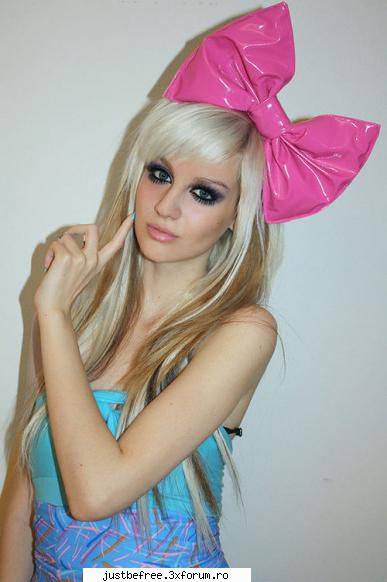 Kiki Kannibal - Emma - Scene Queens