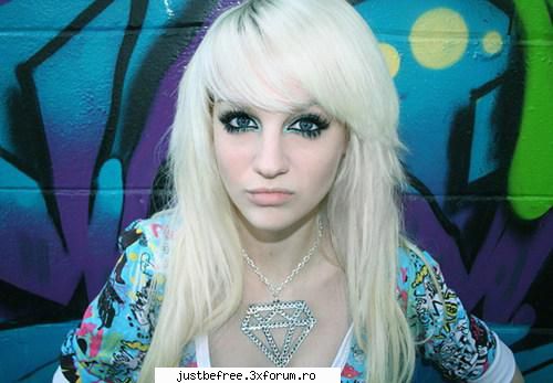 Kiki Kannibal - Emma - Scene Queens